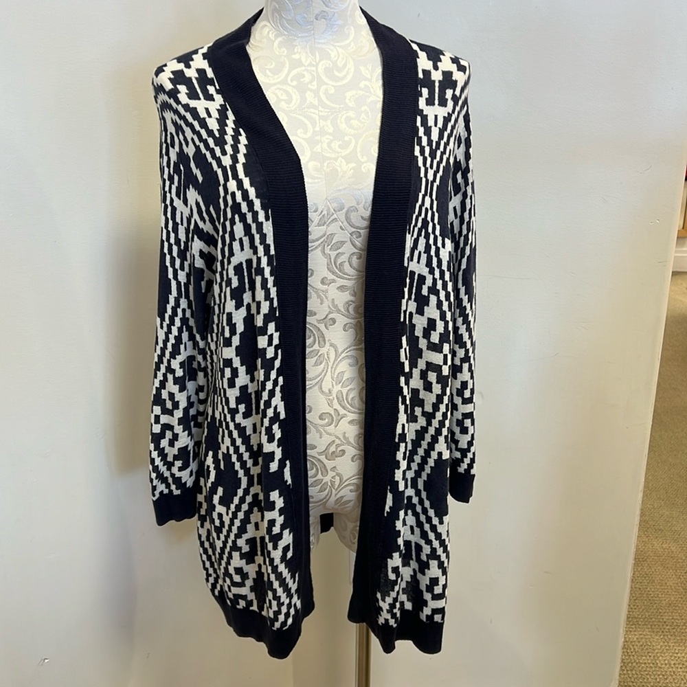 Talbots size XL navy & white linen blend fly away cardigan